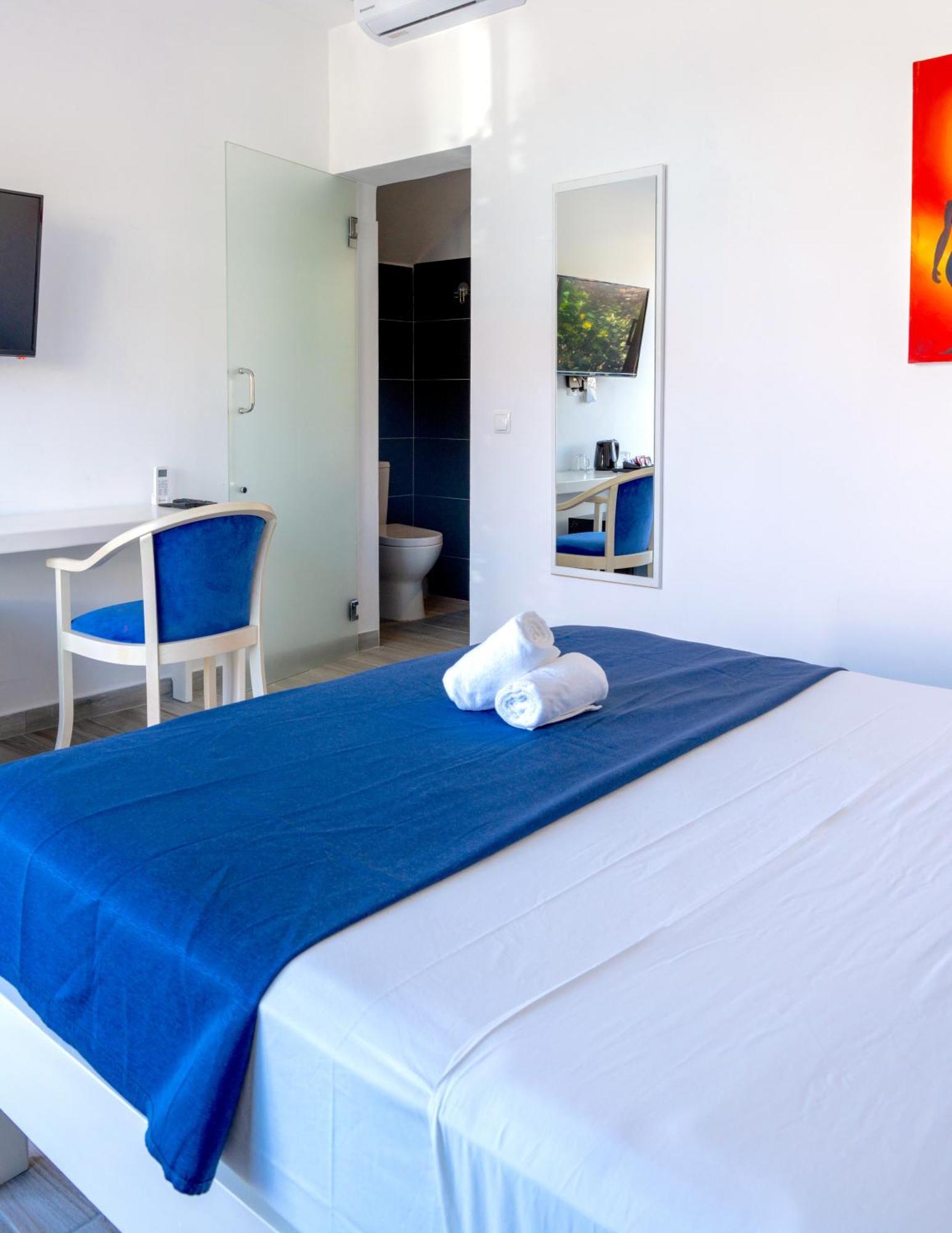 Hotel Livvo Budha Beach Santa Maria Exterior photo